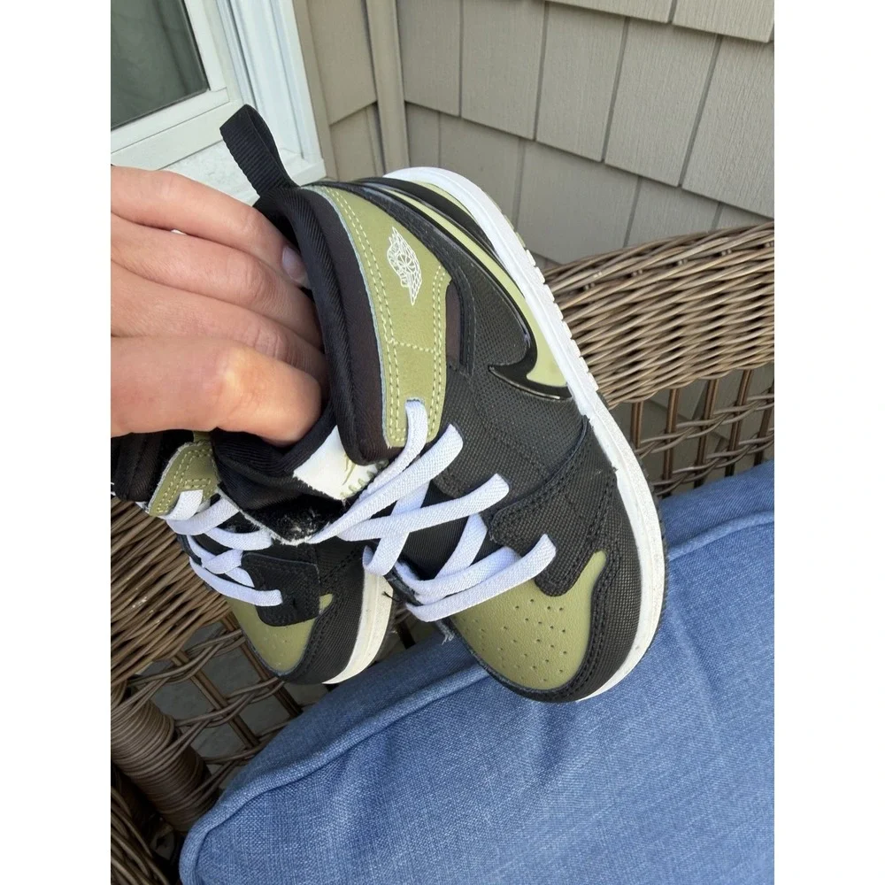 Nike Air Jordan 1 Mid Olive green colorway TD Toddler Size 9C Used